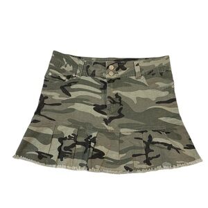 Y2 Blu Y2K denim camo mini skirt